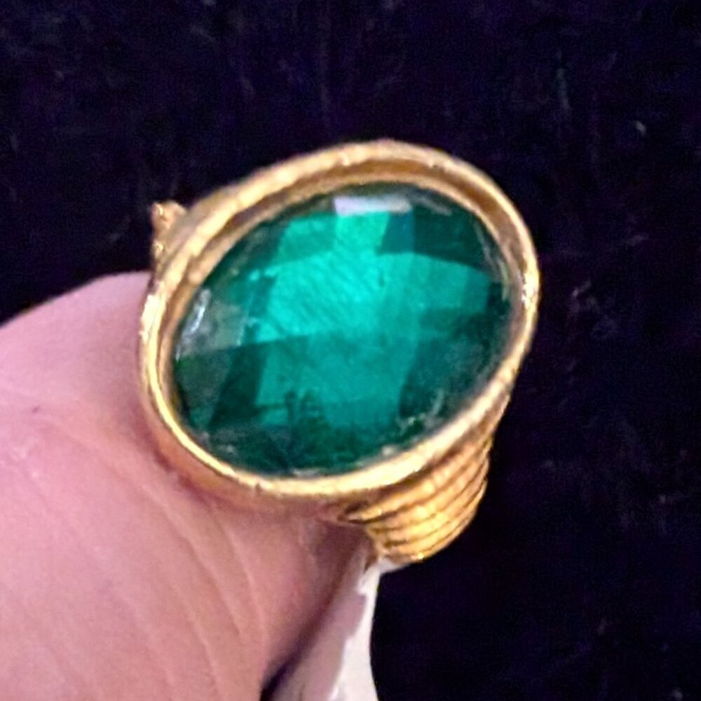 Gold tone green gem ring #30